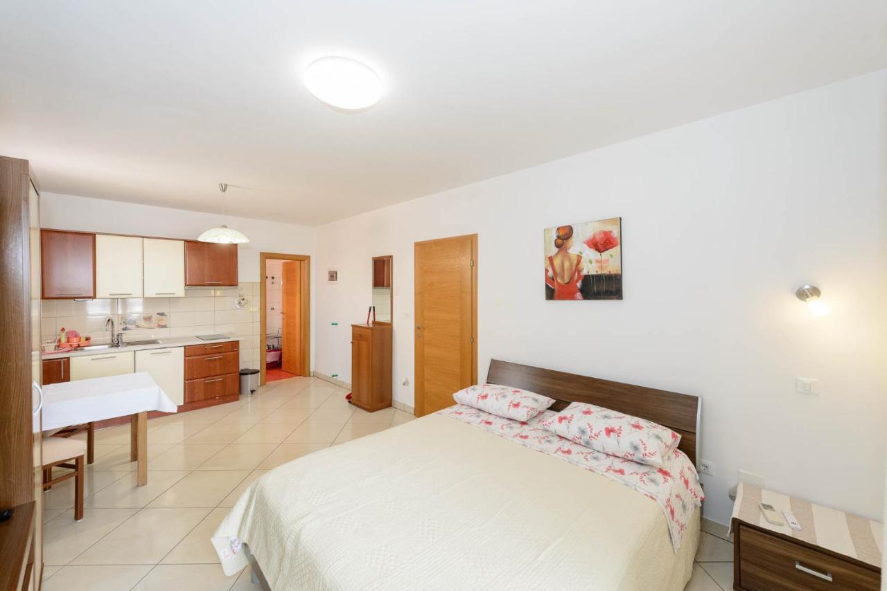 Apartments Milar Rovinj Exterior photo