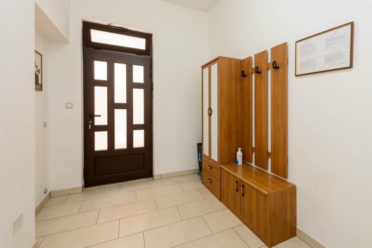 Apartments Milar Rovinj Exterior photo